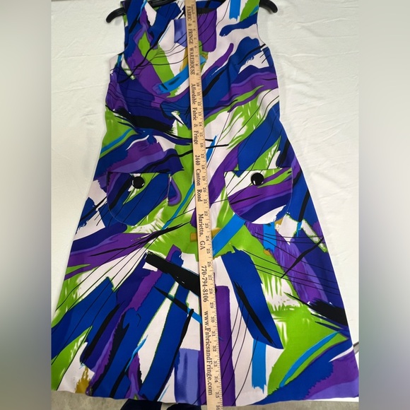 SCARLETT COLORFUL SLEEVELESS DRESS. SIZE 6. Has two front pockets. - Picture 6 of 8
